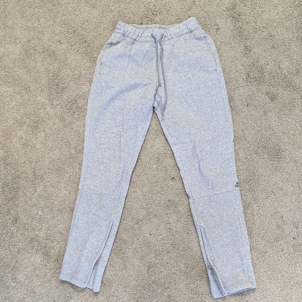 Like New Lightweight Addidas Zipper Joggers